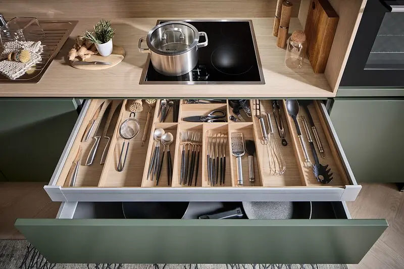 Häcker Concept Porto Smaragdgrün Grifflos 3